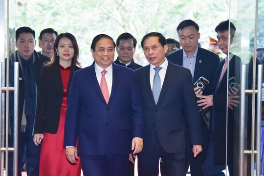 Thủ tướng Chính phủ: Bám sát xu thế, triển khai ngoại giao kinh tế có trọng tâm, trọng điểm