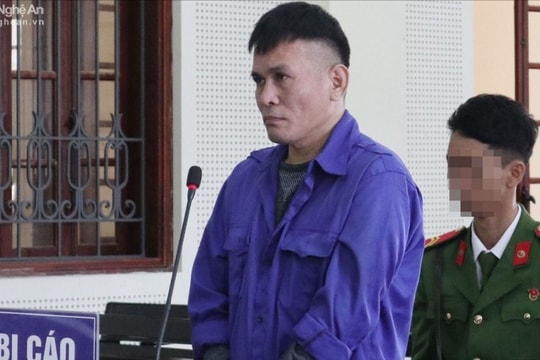 Bất ngờ với lý do người đàn ông khai ra 'lô' ma tuý giấu trong nhà