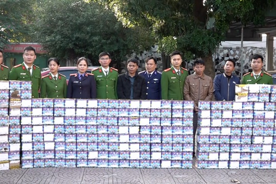 Video: Công an Nghệ An phá 2 đường dây buôn bán, tàng trữ pháo nổ số lượng lớn nhất từ đầu năm 2023 