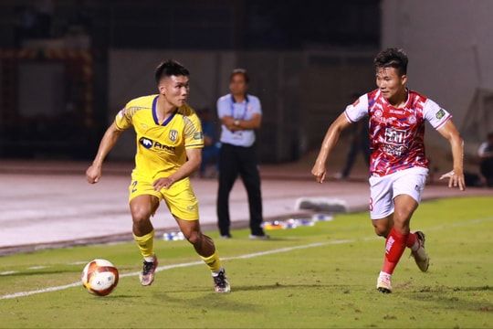 Sông Lam Nghệ An và bài toán phút 90