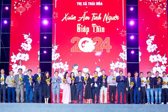 Thị xã Thái Hòa huy động được 3 tỷ đồng hỗ trợ người nghèo đón Tết