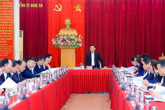 Ban Thường vụ Tỉnh ủy Nghệ An họp phiên thường kỳ