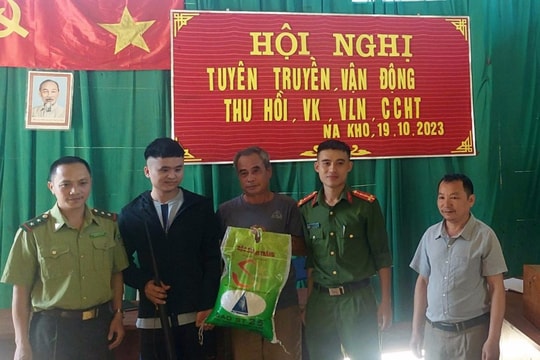 Chuyện thu hồi vũ khí, vật liệu nổ ở huyện vùng biên xứ Nghệ