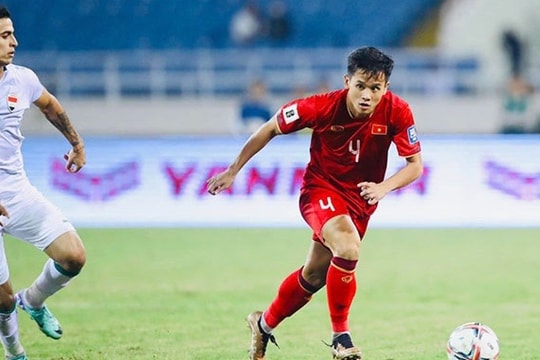 HLV Troussier giao nhiệm vụ đầu tiên cho ĐT Việt Nam ngay khi đến Qatar; Võ Minh Trọng, "sát thủ" ẩn sau lưng "tam tấu" H-T- H