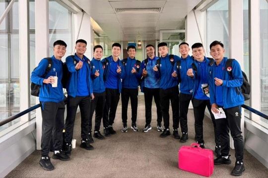 Tuyển Việt Nam lên đường tham dự vòng chung kết Asian Cup 2023