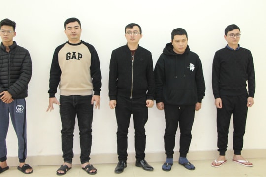 Nhóm đối tượng làm giả tài khoản ngân hàng để lừa đảo, thu lợi bất chính 2,5 tỷ đồng