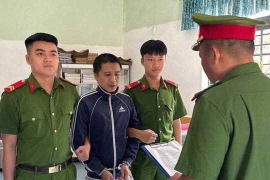 Bắt người đàn ông dùng dao dọa cha, chém chú ruột thương tích