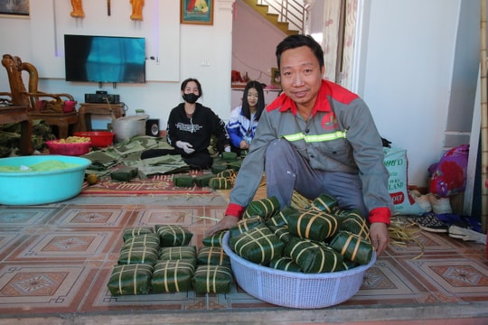 Dẻo thơm bánh chưng Vĩnh Hòa