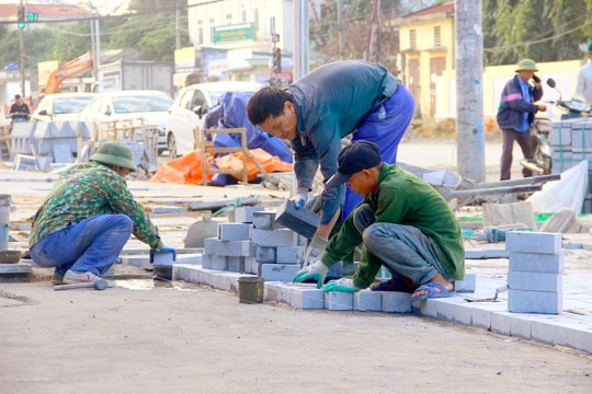 Thành phố Vinh phấn đấu hoàn thành chỉnh trang các tuyến đường Nguyễn Thị Minh Khai và Lê Hồng Phong trong quý II/2024