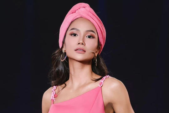 H’Hen Niê phản hồi vụ mua bình luận ảo để PR bản thân 