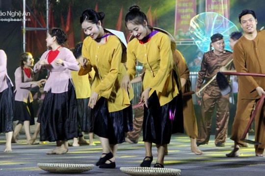 Hướng đến Hội thi “Hát Dân ca trong trường học”