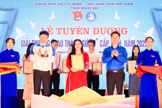 Nghệ An trao danh hiệu 'Sinh viên 5 tốt', 'Sao tháng Giêng' nhân ngày truyền thống học sinh, sinh viên