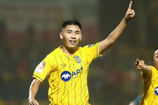 Đinh Xuân Tiến - năm mới khởi sắc 