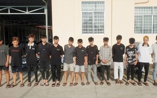 Điều tra xử lý nghiêm vụ nhóm đối tượng đánh bạn học bất tỉnh