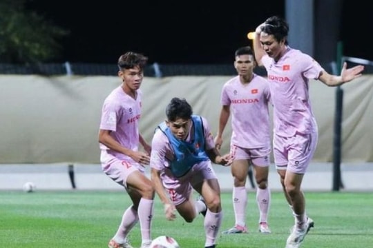 Báo châu Á kỳ vọng tuyển Việt Nam và Quang Hải gây bất ngờ ở Asian Cup 2023; Hà Nội FC sắp có huấn luyện viên người Nhật Bản