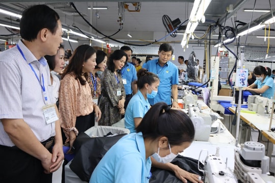 Điều kiện để người lao động được hưởng tháng lương thứ 13