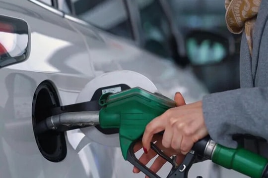 Xăng RON-97 V dùng cho dòng xe nào?