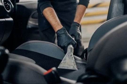 Tự chăm sóc ô tô tại nhà thế nào?