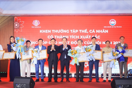 Lãnh đạo tỉnh Nghệ An gặp mặt Hội đồng hương tại Thành phố Hồ Chí Minh
