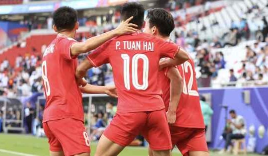 10 trận gây hoài nghi, 1 trận gieo hi vọng, dự án Troussier với ĐT Việt Nam vẫn đáng được chờ đợi