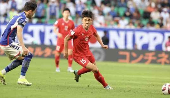 Đình Bắc chia sẻ lập 'siêu phẩm' trong lần đầu ghi bàn bằng đầu