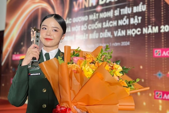 Nghệ sĩ múa Hoàng Yến được vinh danh là nghệ sĩ tiêu biểu của năm