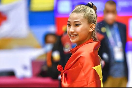 Lãnh đạo ngành thể thao vào cuộc vụ Phạm Như Phương giải nghệ tuổi 20, tố HLV cắt tiền thưởng; Messi giành FIFA The Best 2023 đầy tranh cãi