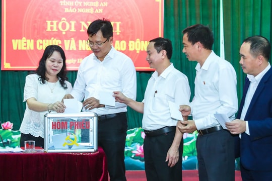 Báo Nghệ An tổ chức Hội nghị viên chức, người lao động và phát động phong trào thi đua năm 2024