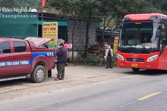 Từ vụ tai nạn nghiêm trọng khiến 2 vợ chồng tử vong tại Hưng Nguyên: Cần mạnh tay với xe khách chạy trái tuyến!