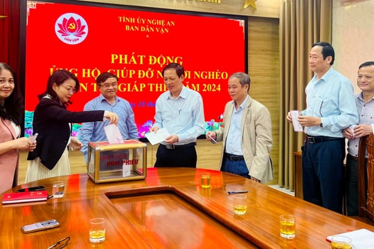 Ban Dân vận Tỉnh ủy ủng hộ, giúp đỡ người nghèo đón Tết Giáp Thìn