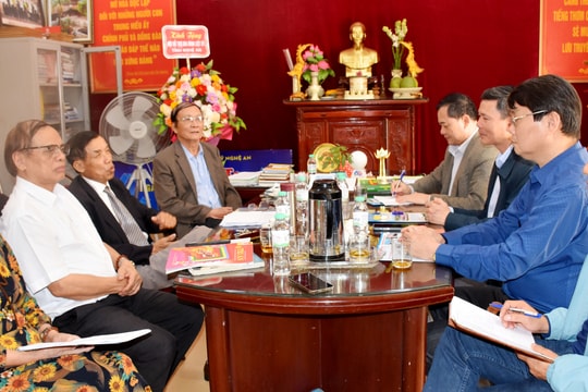 Trao đổi kinh nghiệm trong hoạt động hỗ trợ gia đình thân nhân liệt sĩ