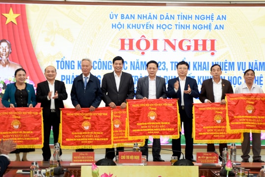 Đa dạng các loại hình quỹ Khuyến học, động viên kịp thời cho học sinh, sinh viên có hoàn cảnh khó khăn