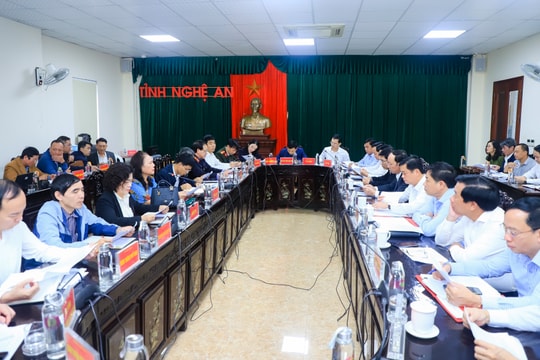 Bí thư Tỉnh ủy Thái Thanh Quý tiếp công dân phiên định kỳ tháng 1/2024