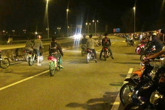 Đua xe trái phép bị xử lý hình sự như thế nào?