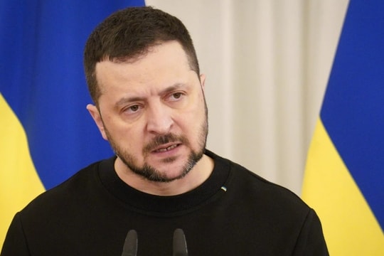 Tổng thống Zelensky lo ngại tuyên bố của ông Trump về giải quyết xung đột ở Ukraine 