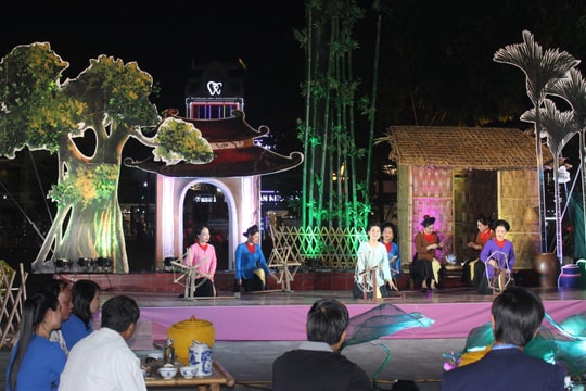 HƯỚNG ĐẾN HỘI THI “HÁT DÂN CA TRONG TRƯỜNG HỌC”
