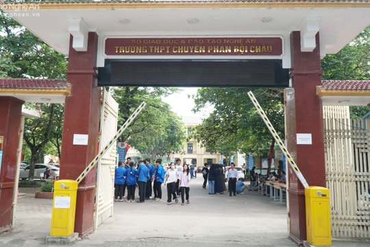 Ngôi trường 'đắt giá' nhất xứ Nghệ tuyển bổ sung chỉ tiêu vào các lớp chuyên