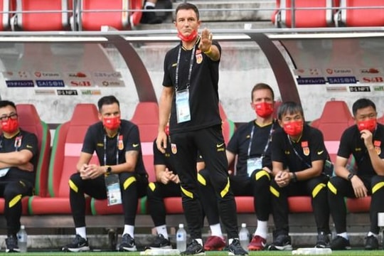 Đội tuyển Việt Nam 'văng' khỏi top 100 FIFA; Trung Quốc sa thải huấn luyện viên sau kỳ Asian Cup tồi tệ