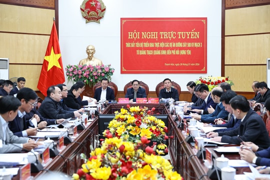 Thủ tướng Phạm Minh Chính chủ trì Hội nghị với 9 tỉnh đốc thúc tiến độ đường dây 500kV mạch 3