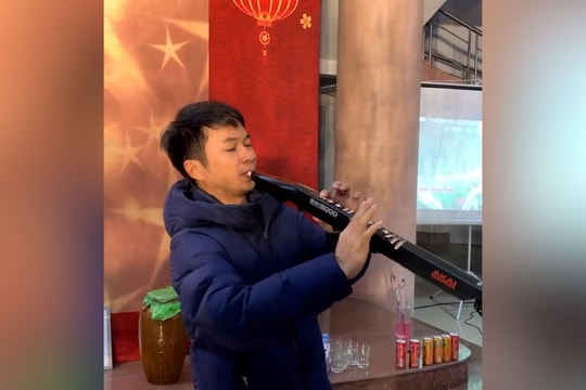 Tác phẩm 'Trên đường chiến thắng' vút bay với tiếng sáo trúc Mão 'mèo'