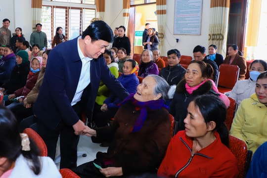 Bí thư Tỉnh ủy Nghệ An Thái Thanh Quý thăm, tặng quà, chúc Tết tại huyện Quỳ Châu