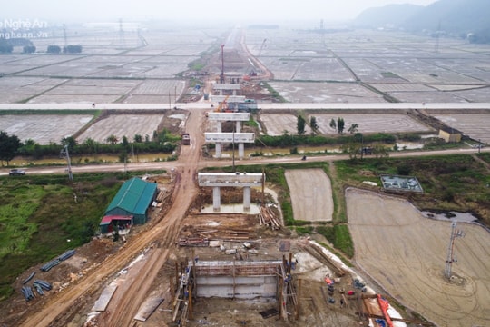 Dự án đường bộ cao tốc đoạn Diễn Châu - Bãi Vọt: Bộ Giao thông vận tải nghiêm khắc phê bình doanh nghiệp dự án