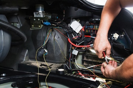 Tổng quan về hệ thống điện trên ô tô lái xe cần biết