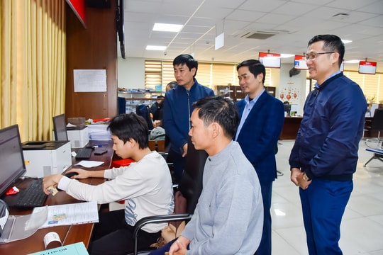 Nghệ An kiểm tra đột xuất việc chấp hành kỷ luật, kỷ cương hành chính tại các cơ quan, đơn vị