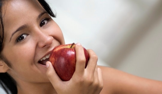 7 lợi ích sức khỏe vượt trội từ trái táo