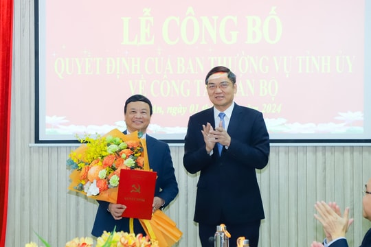 Công bố quyết định bổ nhiệm Phó Trưởng Ban Nội chính Tỉnh uỷ Nghệ An