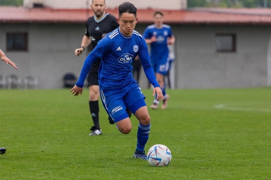 Tiền vệ Việt kiều Czech báo tin vui cho U23 Việt Nam; Xác định 4 đội vào bán kết Asian Cup