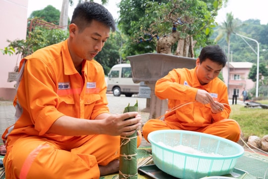 Tất bật chuẩn bị đón Tết trên Nhà máy Thủy điện Bản Vẽ