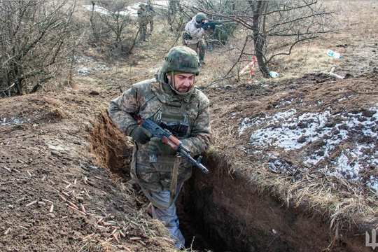 Giáo sư Học viện Quân sự Đan Mạch: Avdeevka sẽ lặp lại số phận như 'cối xay' Bakhmut