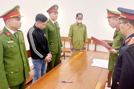 Bắt tạm giam thanh niên không có bằng lái ô tô, tông chết người